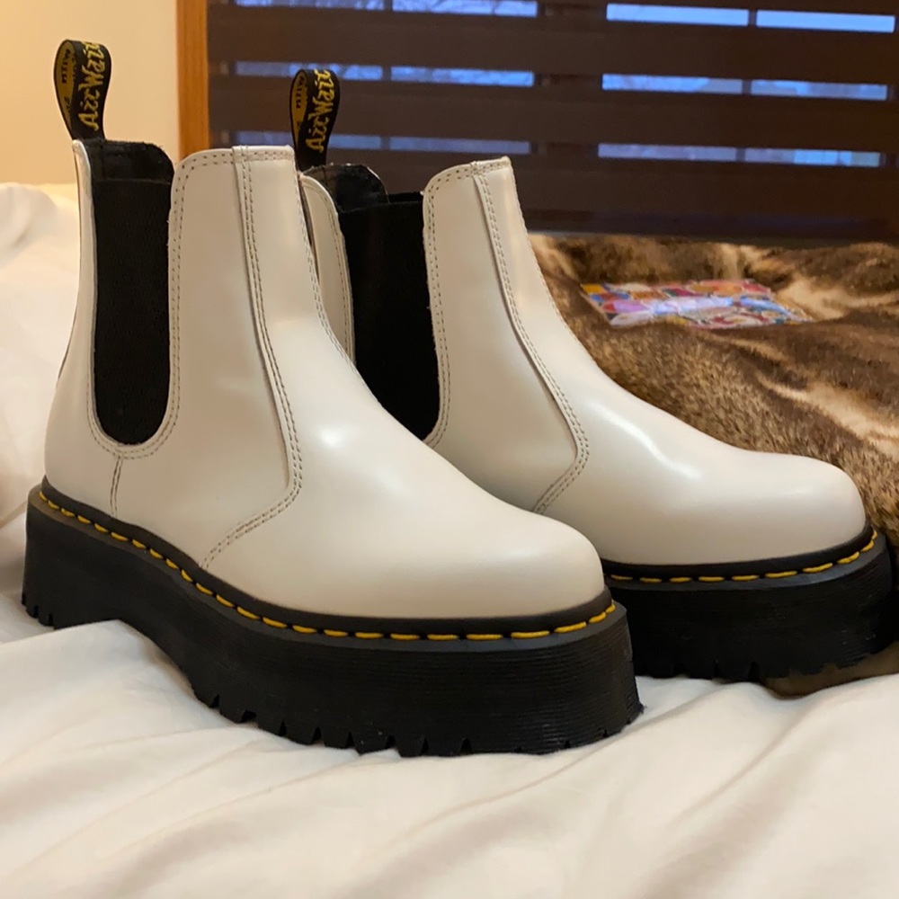 BRAND NEW DOC MARTENS worn twice